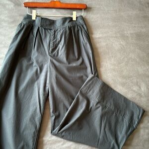 Wide leg black cotton crop pant - pleated